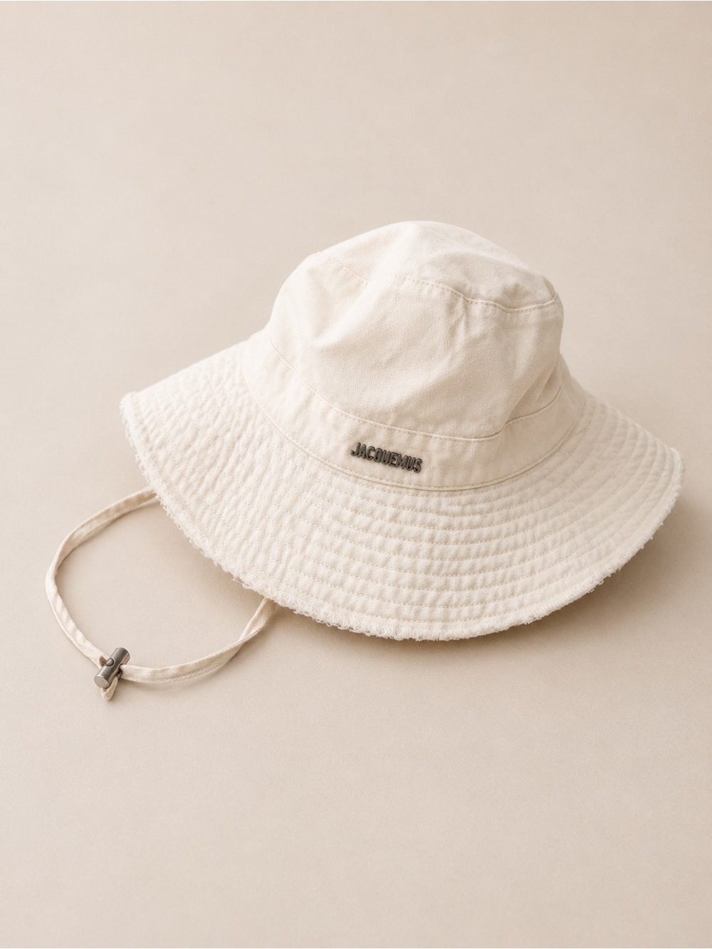 Jacquemus Bucket Hat - cream